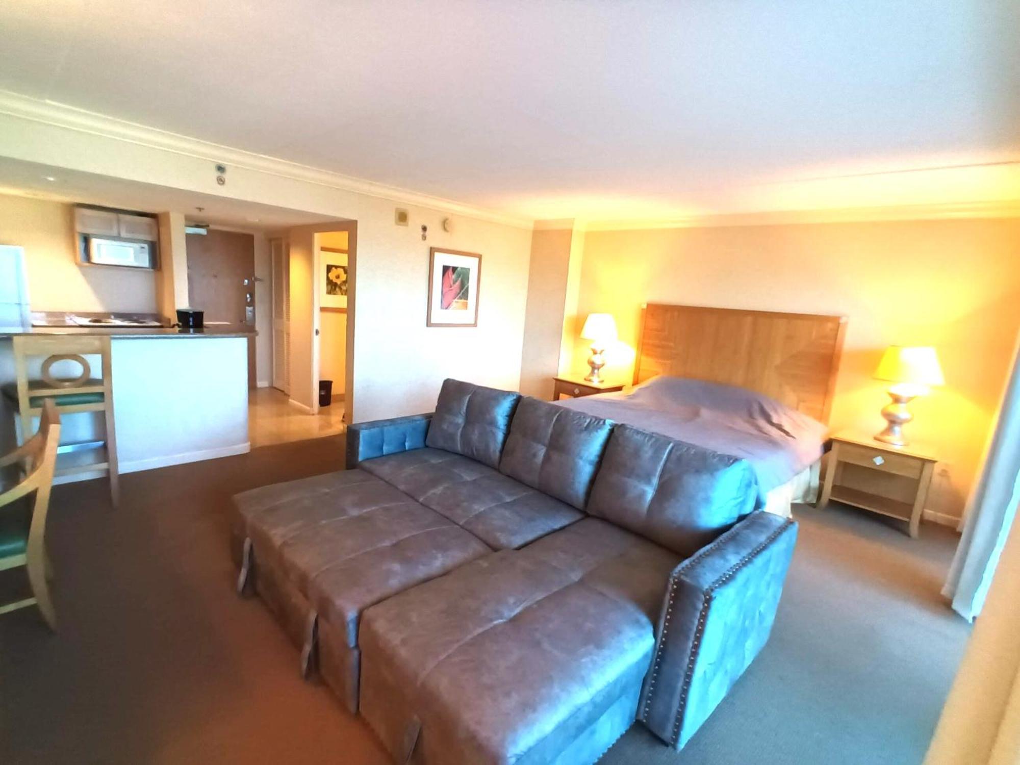 Ilikai Apt 302 - Spacious Studio With Stunning Ocean & Harbor Views Honolulu Buitenkant foto